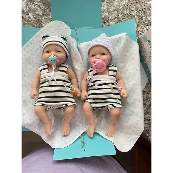 Amazon.com: 7 inch Full Body Silicone Baby Dolls ，Mini  Reborn Silicone Baby Doll Mini Realistic Feeding & Bathing Accessories 7 Inch
